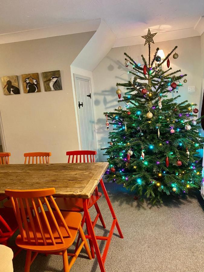 Holly Tree Cottage - 3 Bedrooms And Large Garden With Optional Glamping Double Outside Lymington Exterior foto